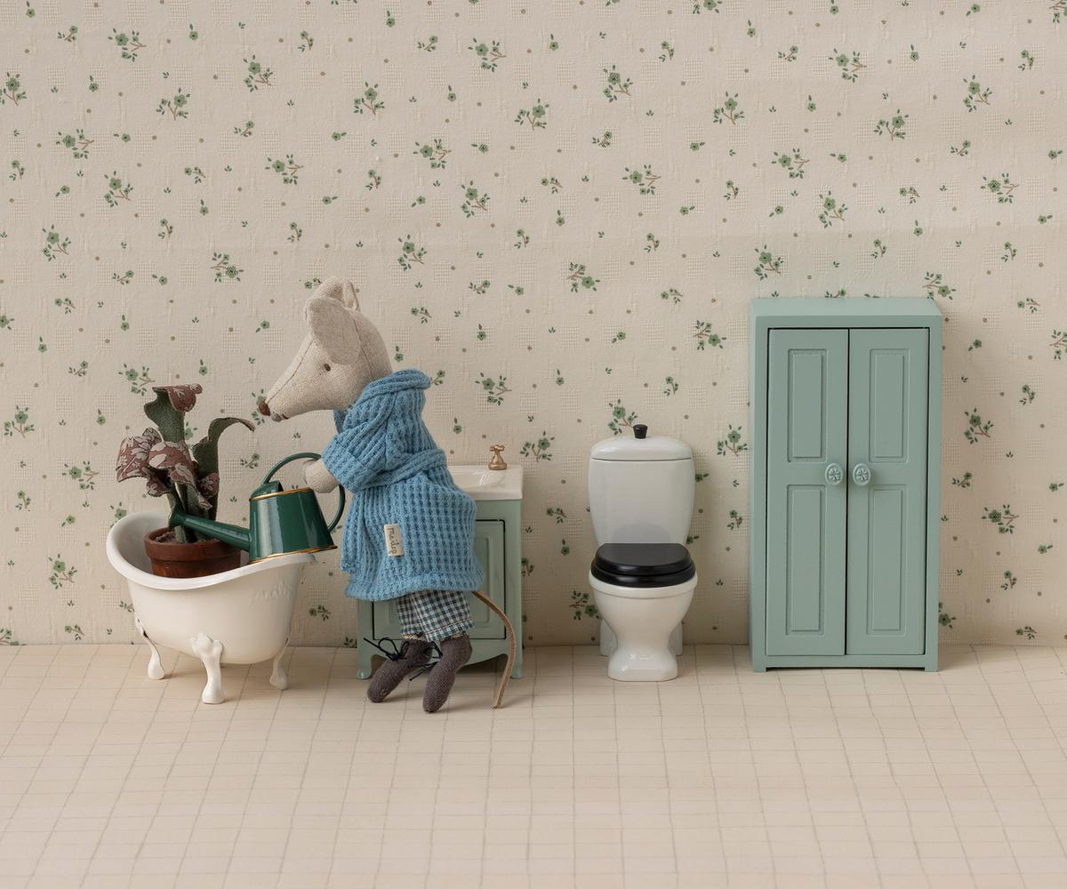 Closet, Mouse - Soft blue