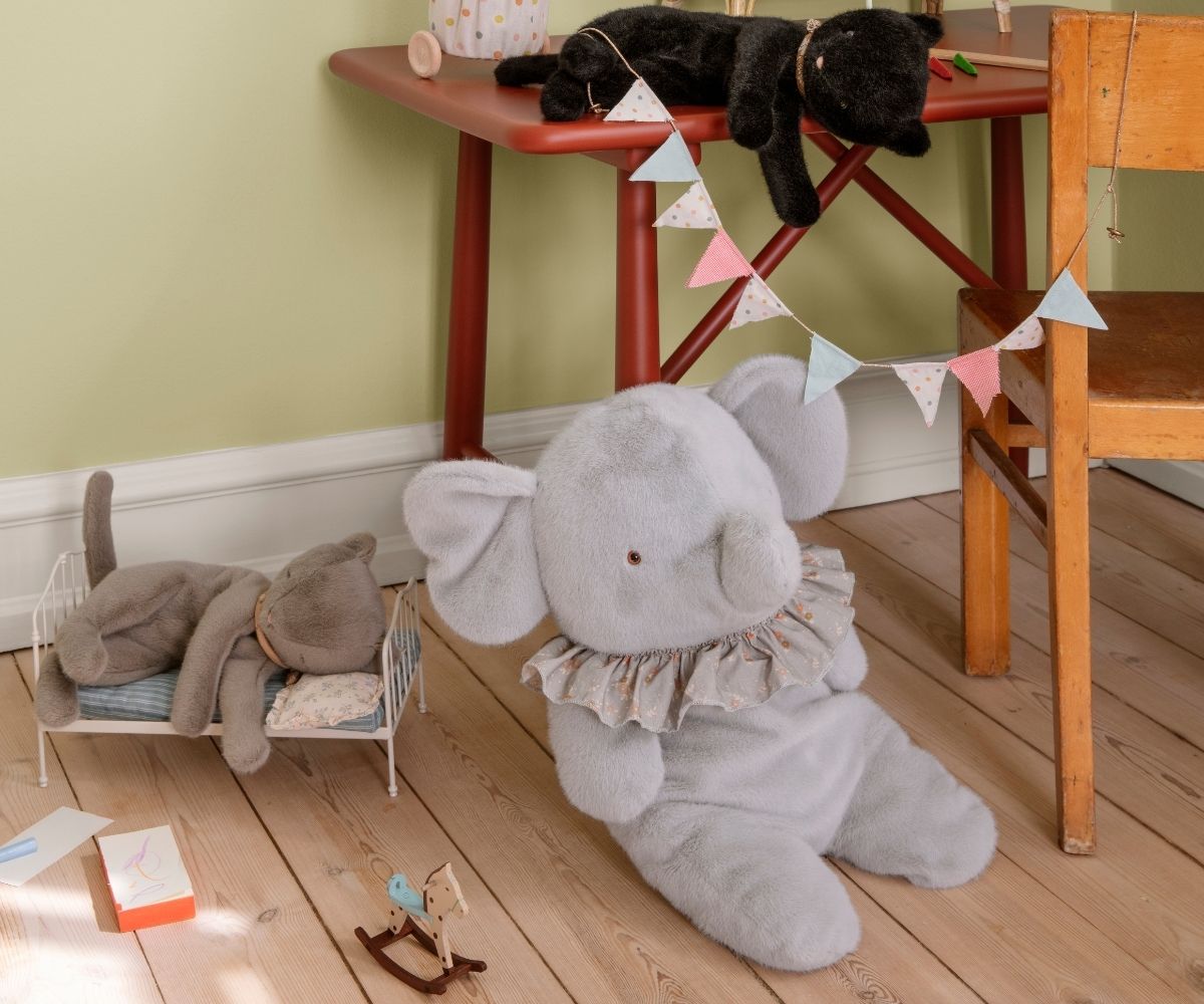Sleeping kitten plush, Medium - Grey