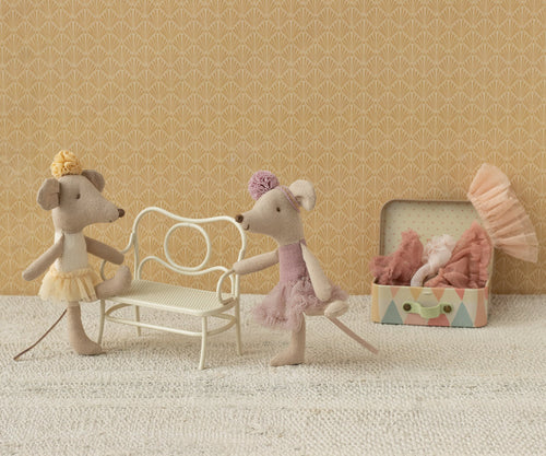 Ballerina mouse, Little sister - Heather
